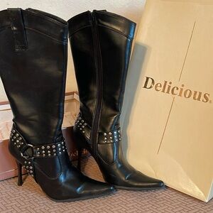 Delicious boots 7B